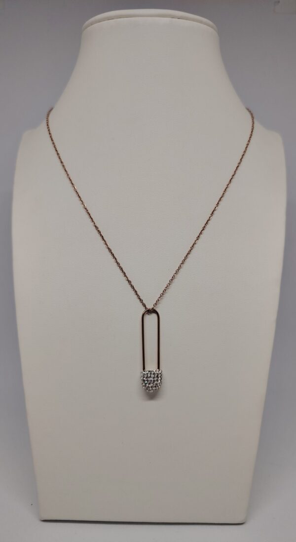 Collar Alfiler de Gancho